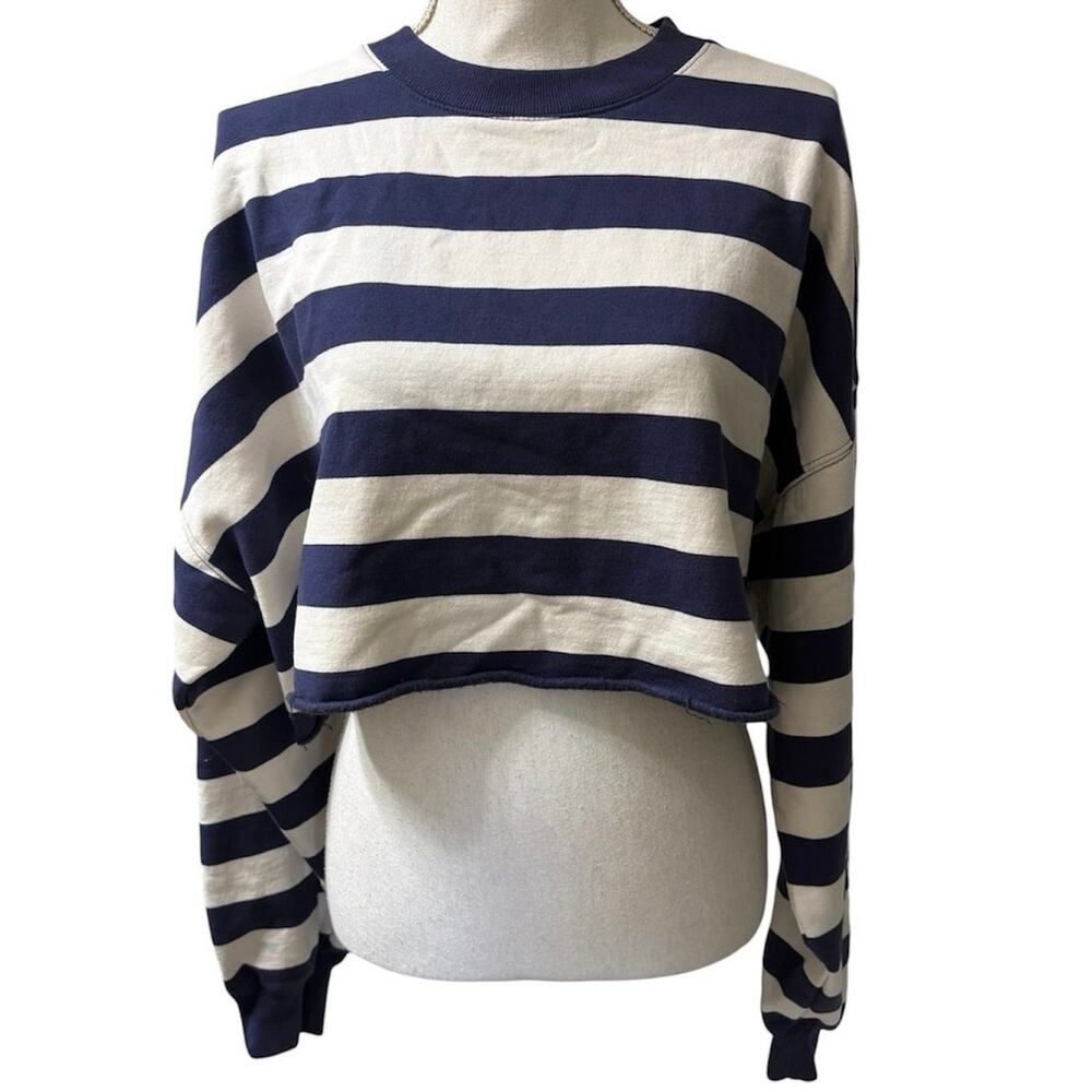 Brandy Melville Women's Size OS Blue White Striped Long Sleeve Cropped Top Shirt